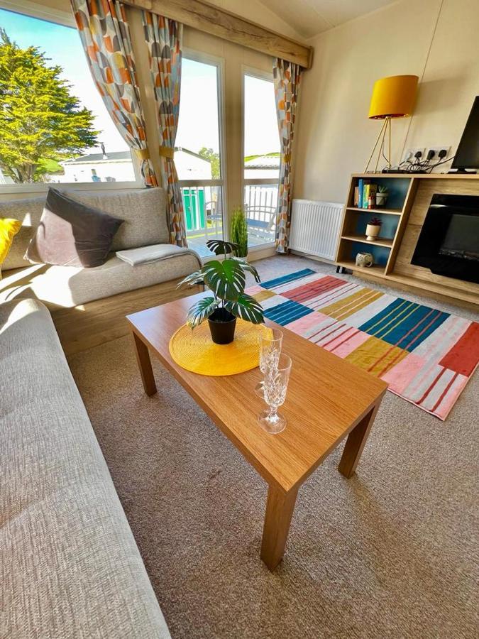 Newquay Bay Resort - Summer Days 135 Екстериор снимка